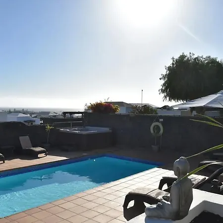 别墅 Sea Breeze Ocean View