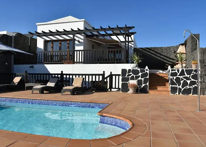 Sea Breeze Ocean View Villa